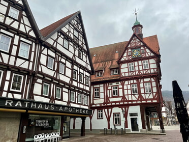 Alte Rathaus-Apotheke Bad Urach (evangelisches Gemeindehaus)
